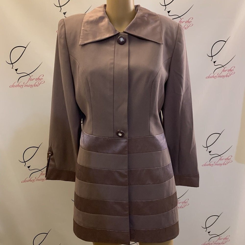 Clara Clara. Size 10. USA. Long Jacket. Lined. Long Sleeve. Satin Trim.DB2